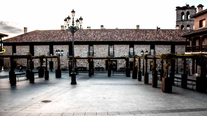 Casas del Ayuntamiento Manzanares el Real