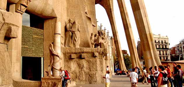Entrada a la Sagrada Familia