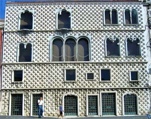 Casa do Bicos
