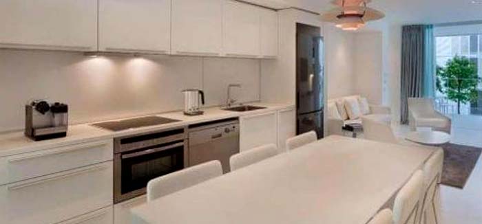 Cocina propia en apartamento vacacionales