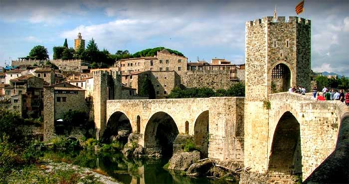 Puente de Besalú, en Girona