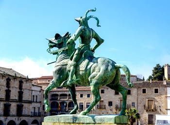 Estatua Ecuestre de Pizarro