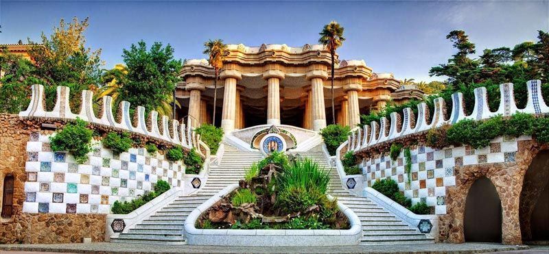 Escalinatas Park Güell entrada Escalinatas Park Güell entrada