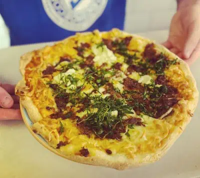 Pizza de Rabo de Toro