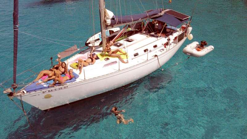 Alquiler de un velero en Ibiza
